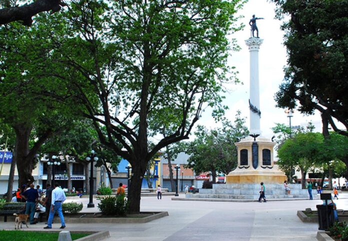 recuperación de la Plaza Bolívar de Valencia - recuperación de la Plaza Bolívar de Valencia