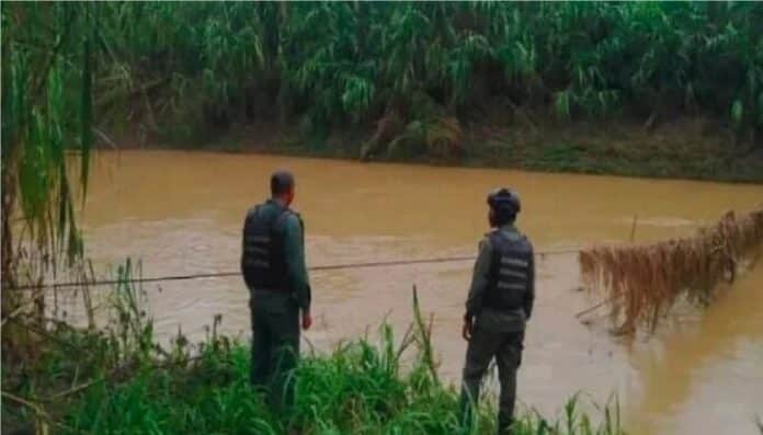 Desbordamiento del río Chaparral