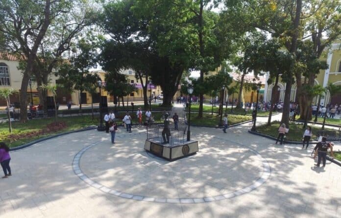 Plaza Bolívar de Naguanagua