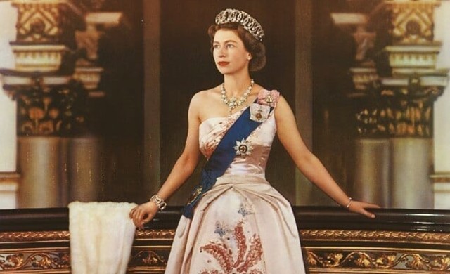 Isabel II cumple 70 años en el trono británico