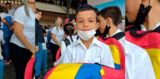 Gobernación de Carabobo beneficia estudiantes