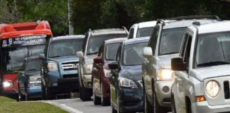 Ley castigará a conductores con música