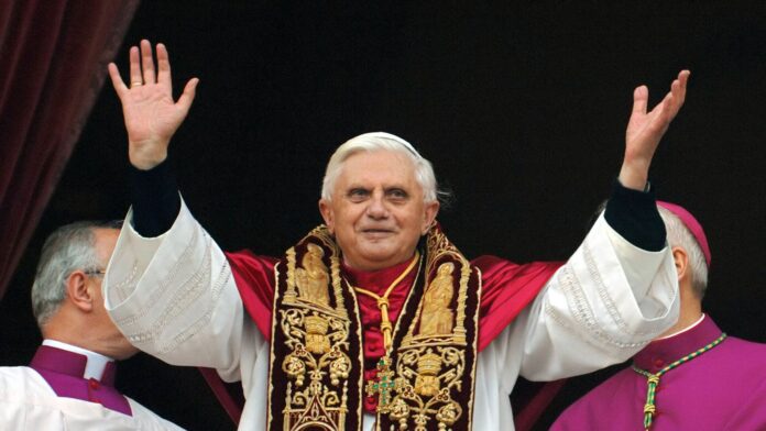 Falsa muerte de papa emérito Benedicto XVI