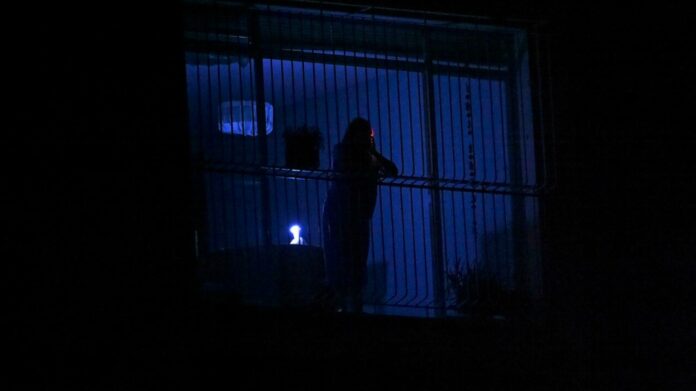 más de 30 horas sin electricidad en Los Teques