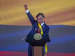 Venezuela celebra toma de Petro