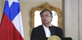 Petro plantea el cese al fuego multilateral