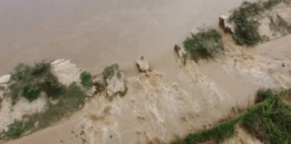 Habitantes al Sur del Lago de Maracaibo, estado Zulia, denunciaron que el Río Catatumbo rompió 90 metros del muro de contención.