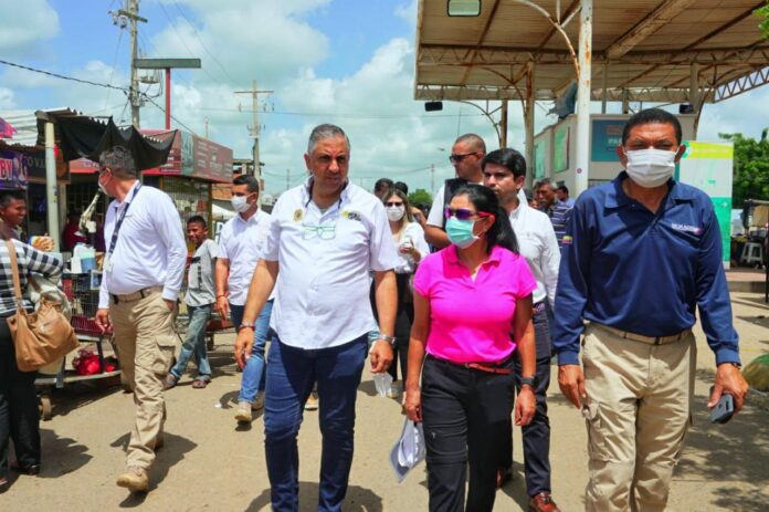 Cancillería de Colombia visita La Guajira para reactivación de la zona fronteriza con Venezuela