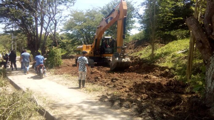 Gobernación del Táchira habilita vía alterna en el barrio El Río