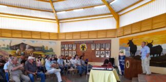 Asogata realizó conversatorio sobre ganadería lechera