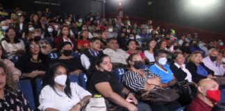 becas universitarias de la UAM