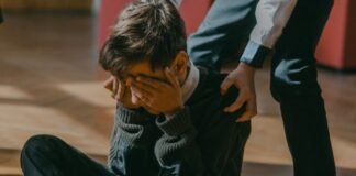 niño recibe golpiza