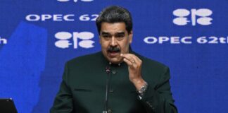 Maduro ofrece "garantías jurídicas" a inversionistas extranjeros