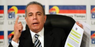 Piden renuncia de Manuel Rosales