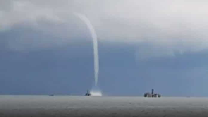 tromba lacustre en el Lago de Maracaibo