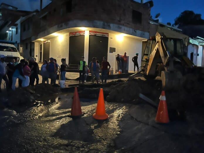 Alcaldía de San Cristóbal ejecuta obra hídrica en el sector Garbiras