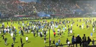Partido de fútbol en Indonesia deja 130 muertos