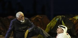 ¿Quién es Ghanim al Muftah? El joven junto a Morgan Freeman en la ceremonia inagural del Mundial Qatar
