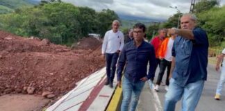 Avanzan trabajos de reparación de avenida Simón Bolívar de San Cristóbal
