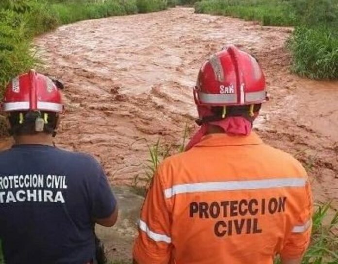 Tres municipios del Táchira afectados por fuertes lluvias