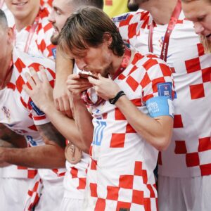 Luka Modric festejó a lo grande su tercer lugar con Croacia