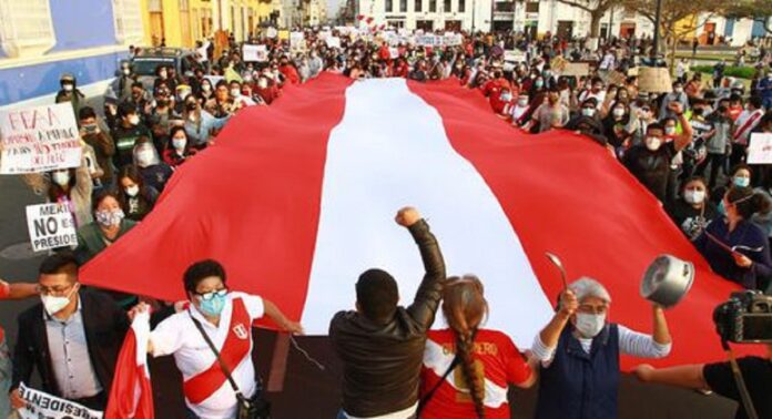 Gobierno de Perú impone estado de emergencia durante 30 días