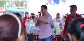 Alcalde Fuenmayor encabezó jornada del Plan Social Comunitario en el sector Santa Inés de Valencia