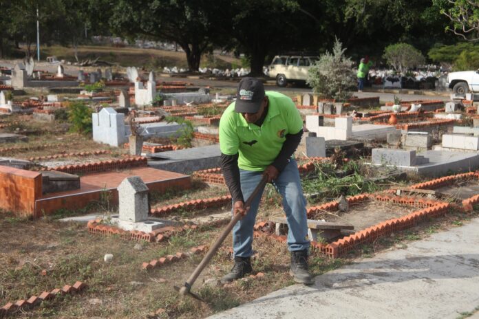 Alcaldía de Guacara avanza con Plan Cayapa en Cementerios municipales