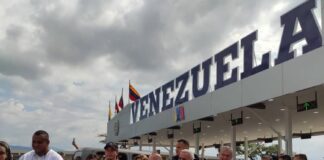 Inauguran puente Atanasio Girardot que une Colombia con Venezuela