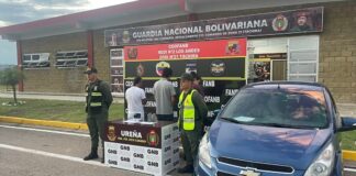 Detenidos tres colombianos por microtrafico en el Puente Atanasio Girardot