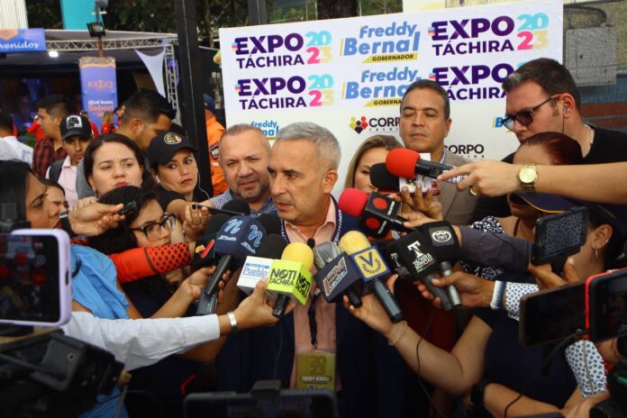 Más de 300 empresarios y emprendedores en Expo Táchira 2023