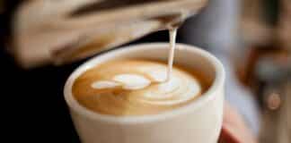 ¿Podría un café con leche tener un efecto antiinflamatorio beneficioso?