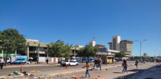 Maracaibo: Tensa situación en Mercado Las Pulgas tras desalojo