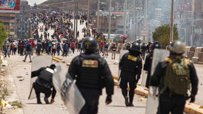 Al menos 18 fallecidos por protestas en Perú