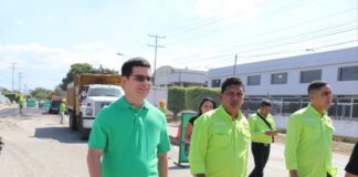 Alcalde Fuenmayor supervisó trabajos de asfaltado en avenida industrial de Valencia