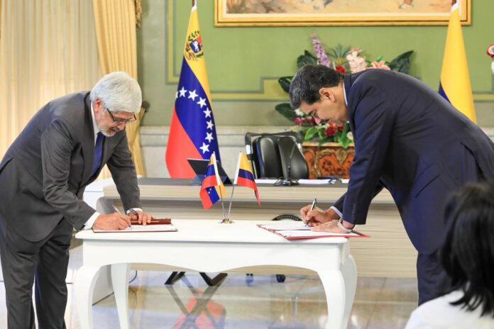 Colombia y Venezuela afianzan alianzas con firma de acuerdo comercial