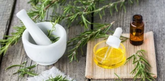 Romero para cuidar tu cabello +(beneficios y cómo usarlo)