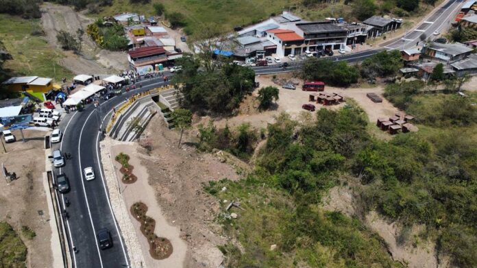Táchira: Rehabilitan tramo La Chicharronera vía que conduce hacia frontera con Colombia