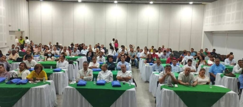 Consejo Empresarial Bolivariano propuso aplicar modelo de complementariedad comercial con Colombia 