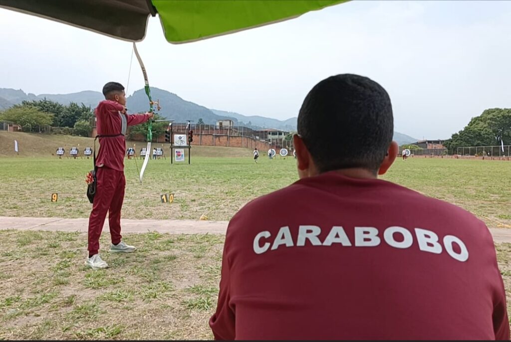 Más de 50 atletas disputan Torneo Nacional de Tiro con Arco en San Cristóbal 