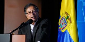 Presidente de Colombia pide al Fiscal General investigar a su hijo y su hermano