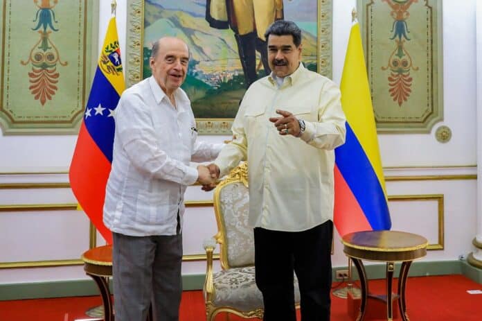 Presidente Maduro y canciller de Colombia revisan agenda binacional