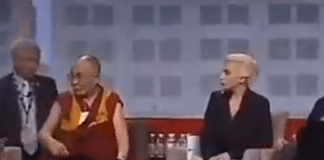 Nuevo escándalo: Revelan video de Dalái Lama tocándole la pierna a Lady Gaga
