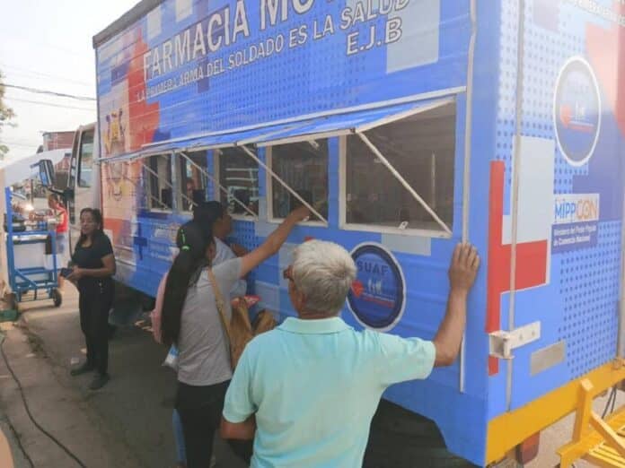 La Red de Farmacias Móviles adscritas al Sistema Unificado de Atención Farmacéutica (SUAF) incorporó este mes de marzo, 10 unidades móviles en cuatro estados del país con una capacidad diaria de atención de 30.000 venezolanos.