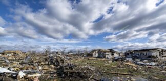 EEUU: Varios muertos y decenas de heridos tras fuertes tornados