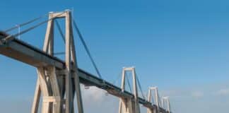 Hombre se suicidó tras lanzarse desde el puente sobre el Lago de Maracaibo