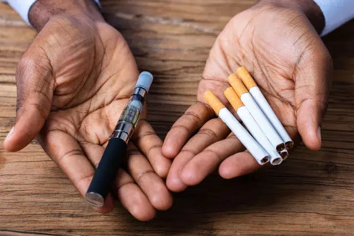 Expertos exhortan proteger salud del cigarrillo convencional y el electrónico