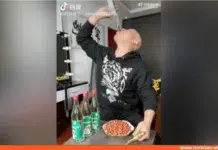 Un influencer muere tras retransmitir en directo cómo se bebía botellas de licor chino Baijiu