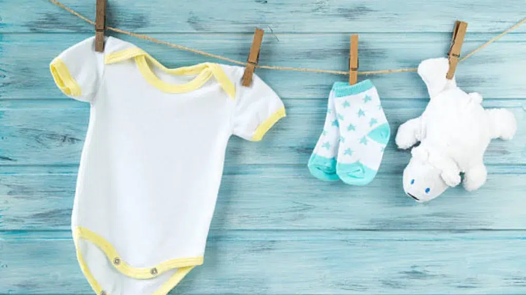 6 consejos para lavar la ropa de un recién nacido
