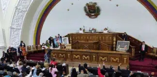 Asamblea Nacional aprobó gira internacional del Presidente Nicolás Maduro